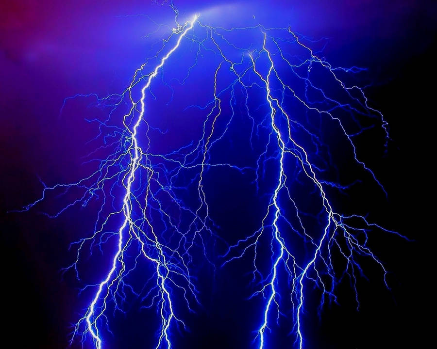 Aesthetic Blue Lightning Strike Wallpaper