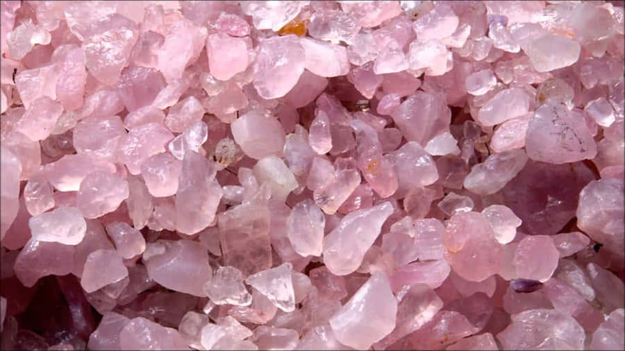 Aesthetic Salt-like Pink Crystal Wallpaper