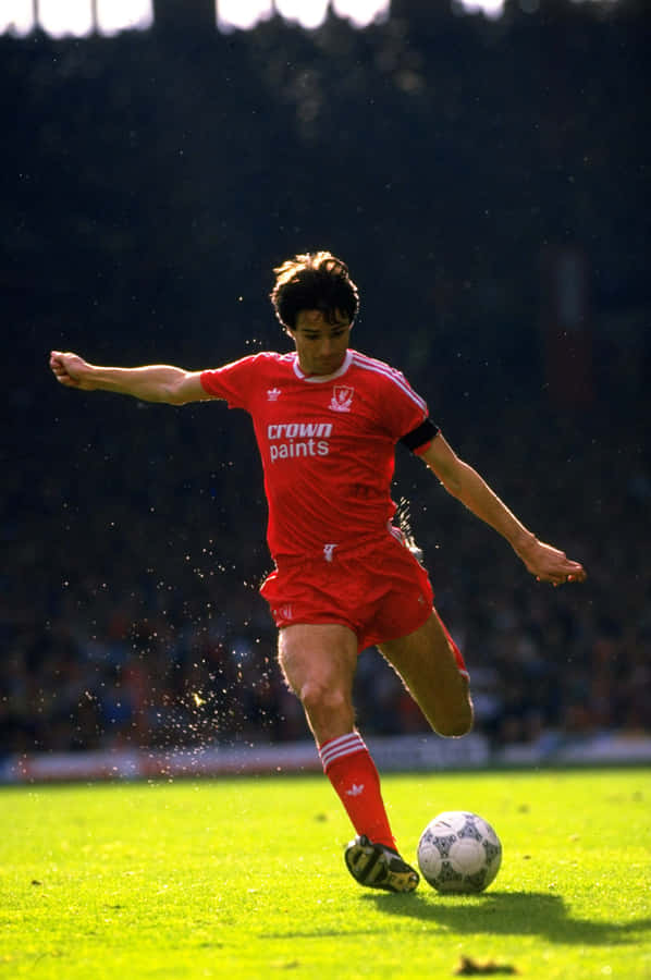 Alan Hansen During A Match Against Queens Park Rangers 1988 Wallpaper