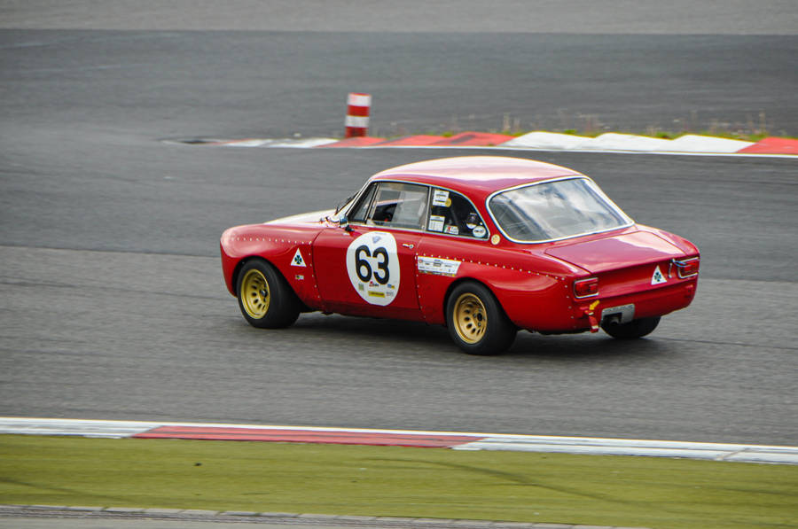 Alfa Romeo Giulia Gta Corsa Race Prepared Wallpaper