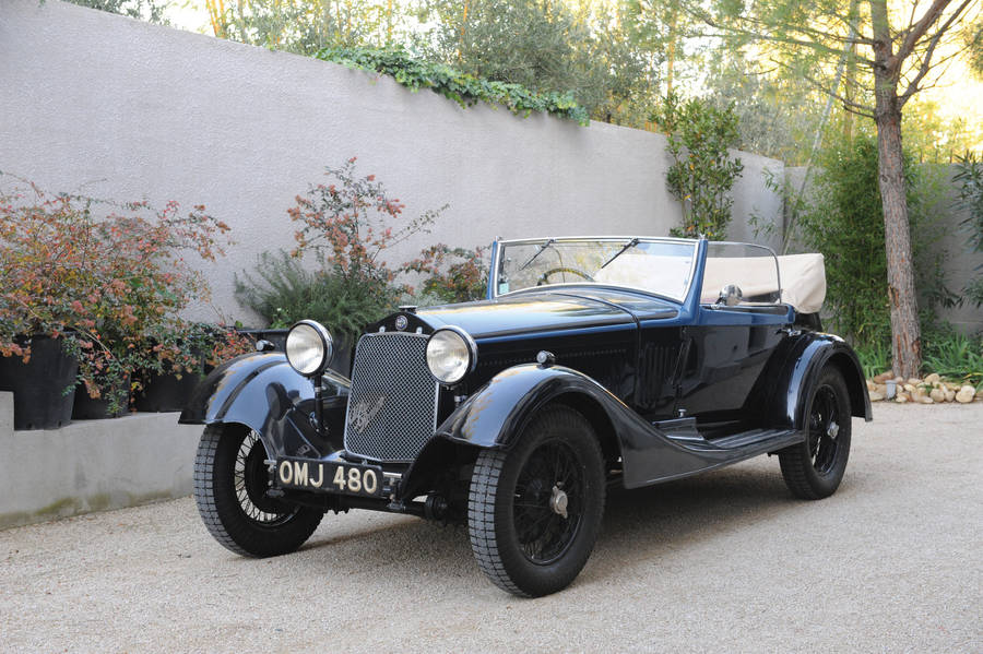 Alfa Romeo Iphone Black Vintage Wallpaper