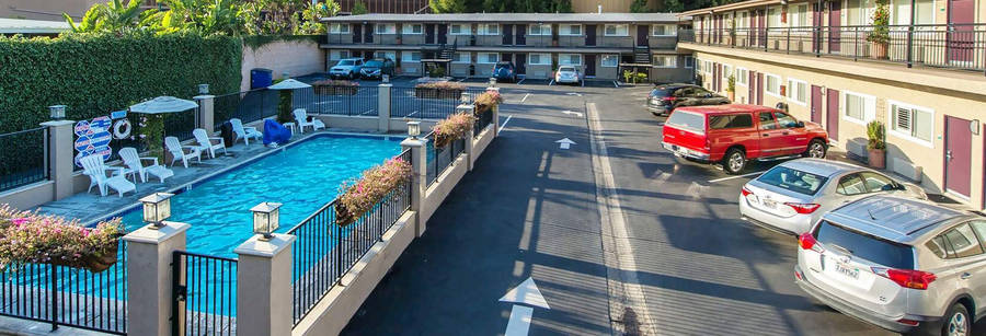 Alpine Inn Anaheim Wallpaper