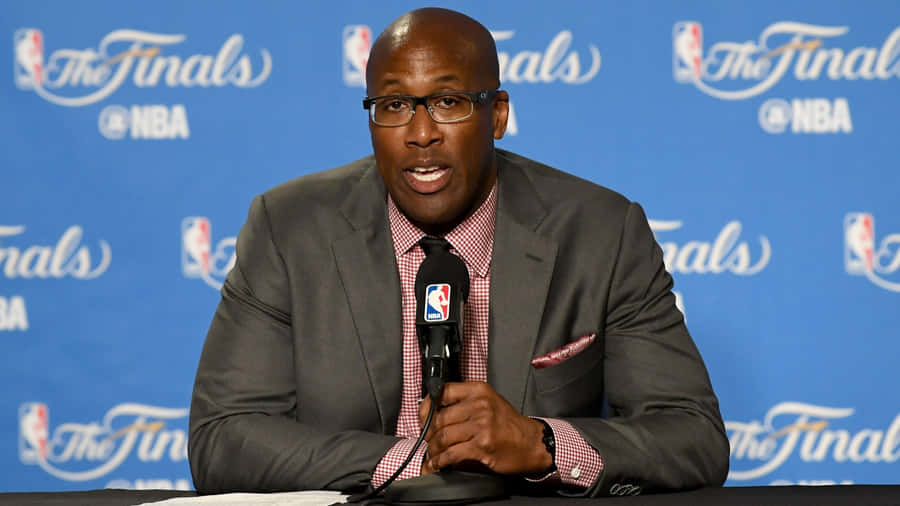 American Basketball Coach, Mike Brown, At 2017 Nba Finals Press Conference. Wallpaper
