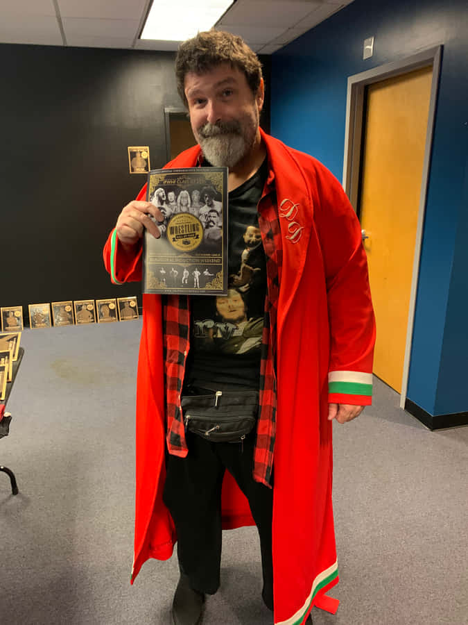 American Wwe Hall Famer Mick Foley At Ipwhf Wallpaper