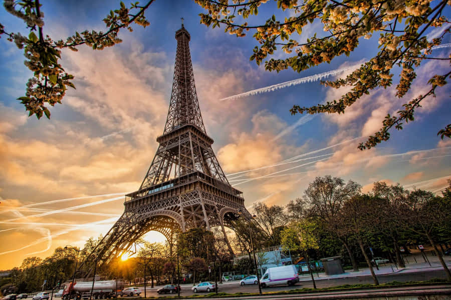 An Evening In Paris Wallpaper