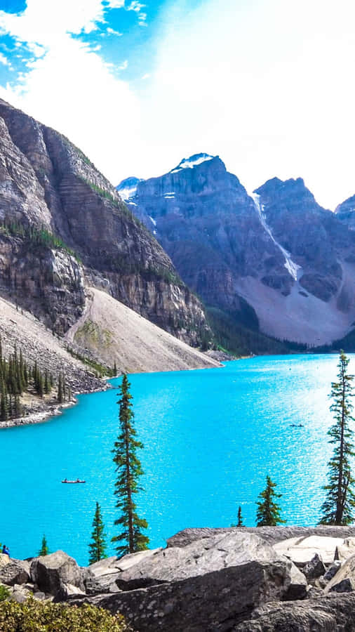 Banff National Park Located At The Alberta's Rockies. Wallpaper