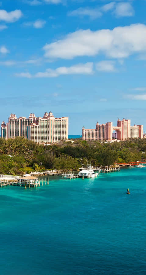 Beach In Atlantis Resort Wallpaper