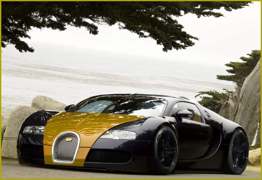 Beautifully Crafted Gold Bugatti Veyron Wallpaper