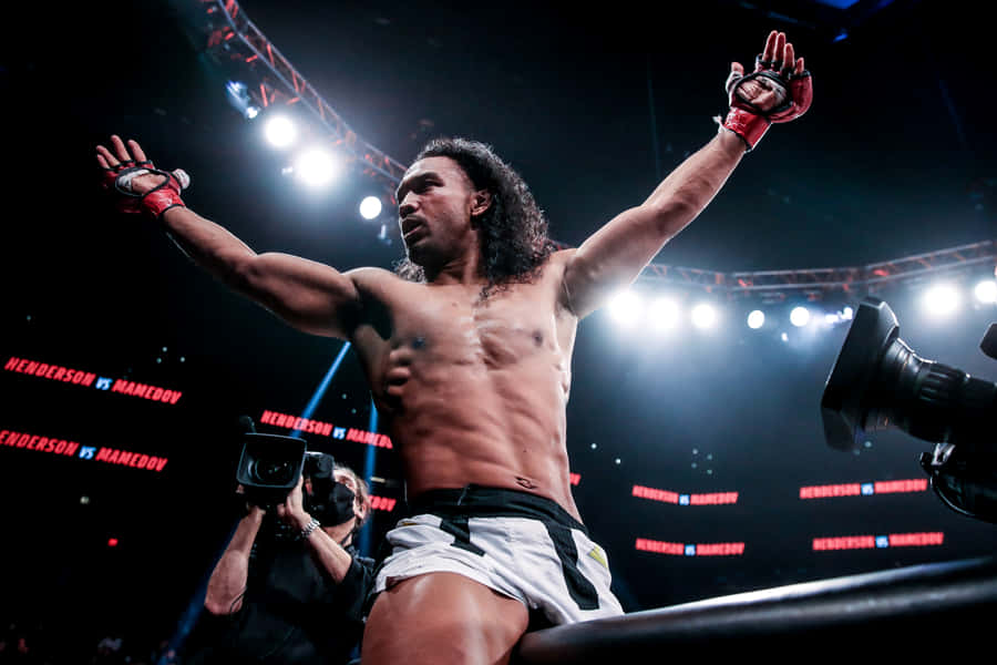 Ben Henderson Against Peter Queally Wallpaper