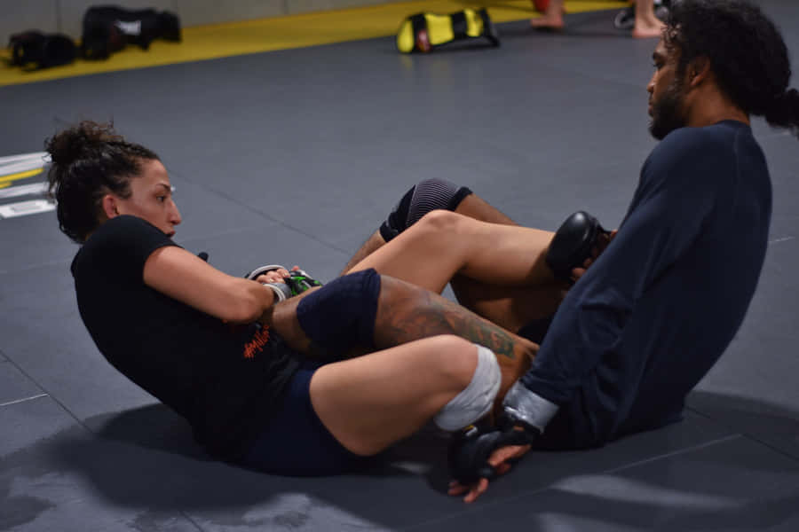 Ben Henderson And Maria Magana Wallpaper