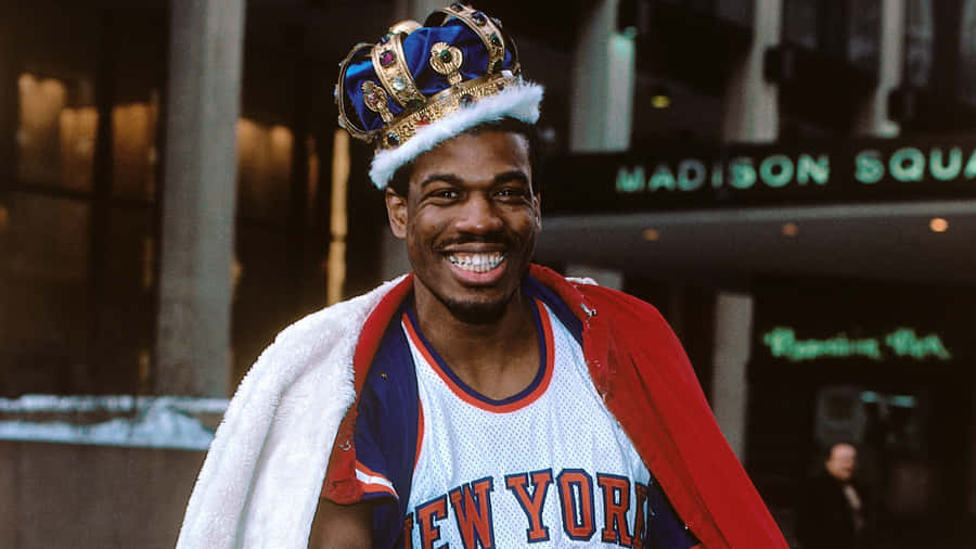 Bernard King Wearing Blue Crown 1984 Wallpaper