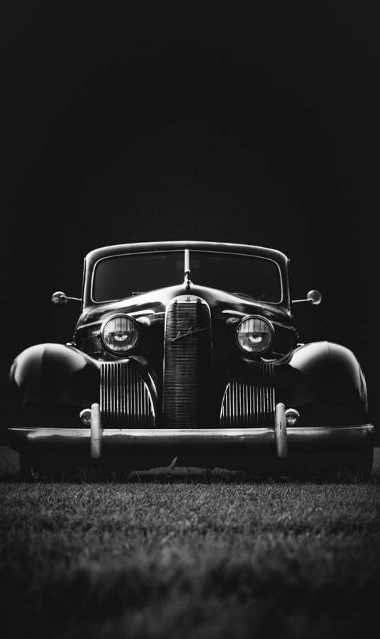 Black Vintage Classic Car Wallpaper