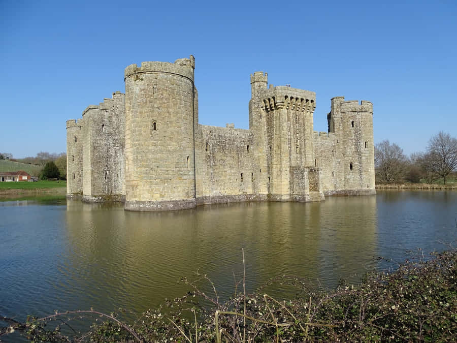 Bodiam Castle Moat Reflection Wallpaper