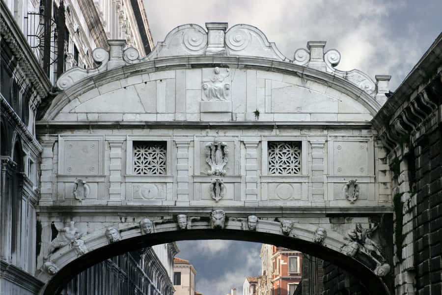 Bridge Of Sighs Dark Cloud Wallpaper