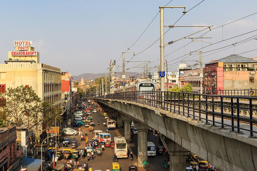 Bustling Scene At Sindhi Camp Bus Stand In Jaipur Wallpaper