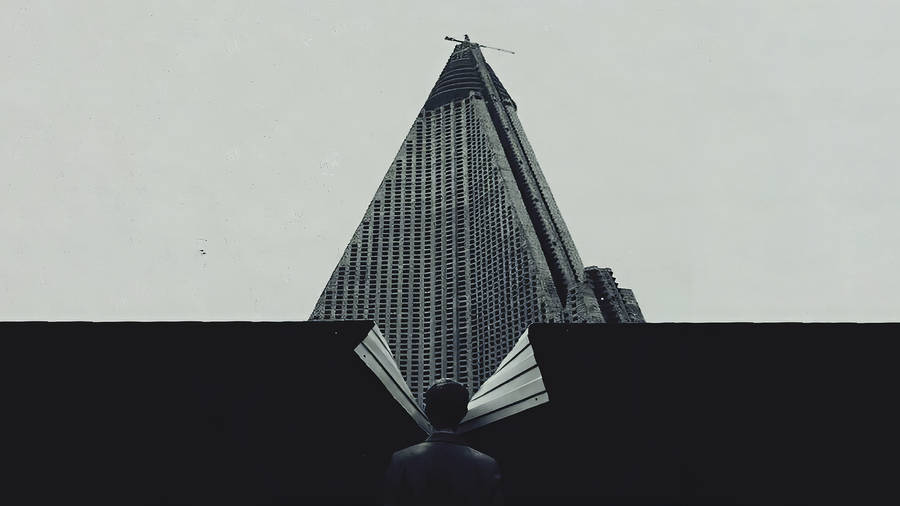 Bw Ryugyong Hotel In Pyongyang Wallpaper