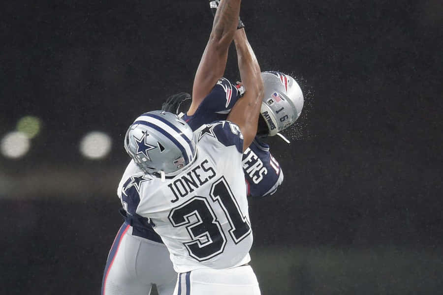 Byron Jones Head To Head Wallpaper