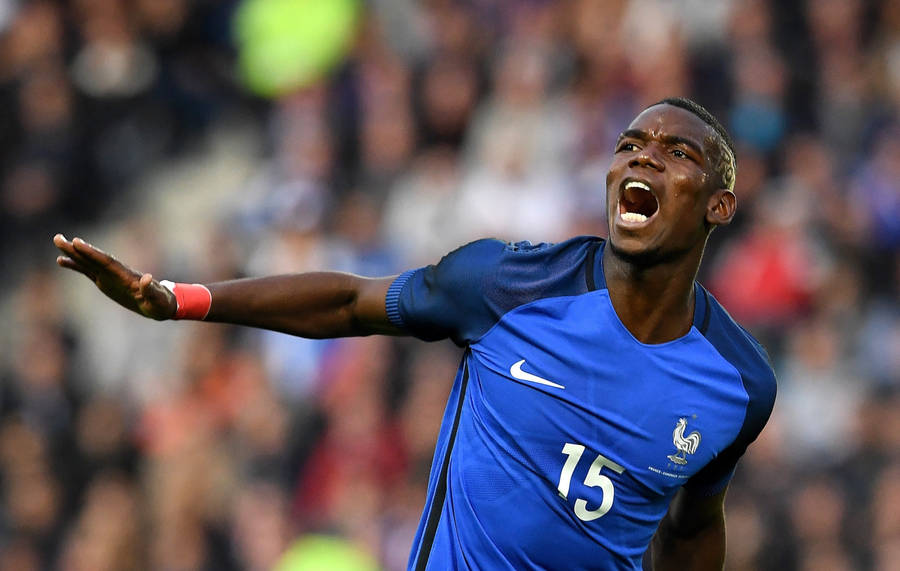 Candid France National Football Team Player Paul Pogba Wallpaper