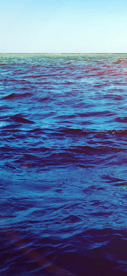 Capturing The Beauty Of The Ocean. Wallpaper