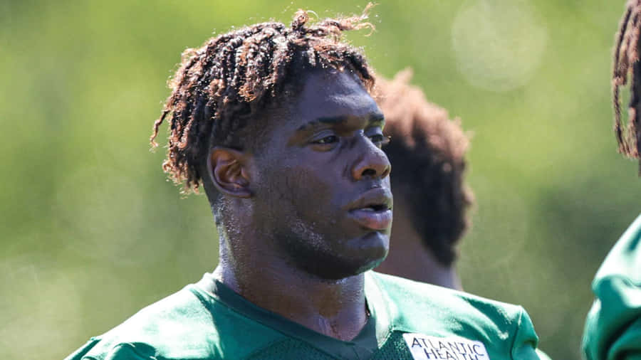 Carl Lawson Up Close Wallpaper