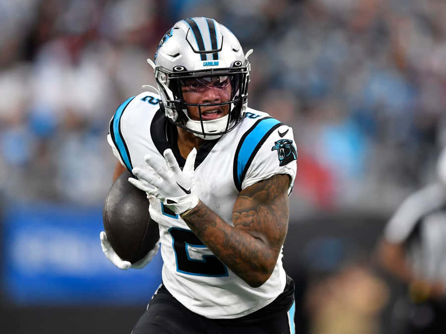 Carolina Panthers Player Dj Moore Against San Francisco 49ers Wallpaper