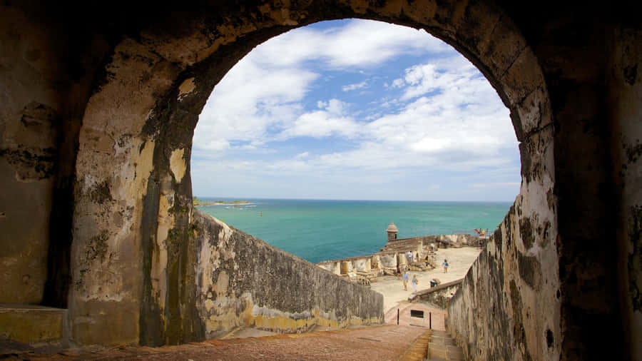 Castillo San Felipe Del Morro Arch Wallpaper