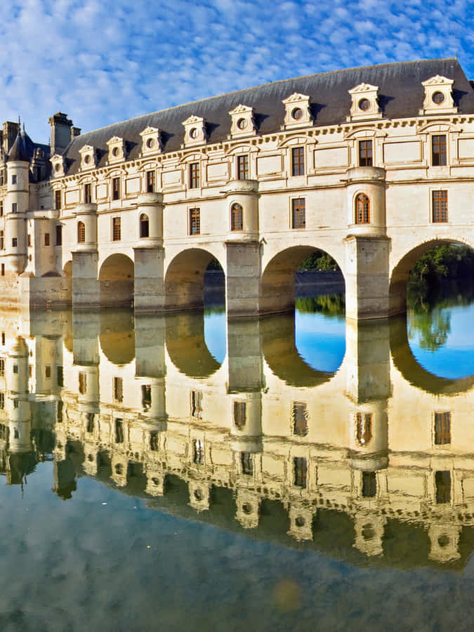Chenonceau Bright Day Wallpaper