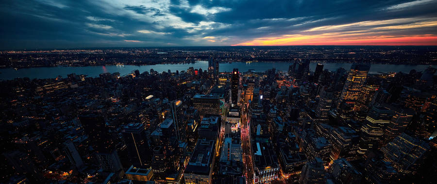 City View During Dusk Wallpaper