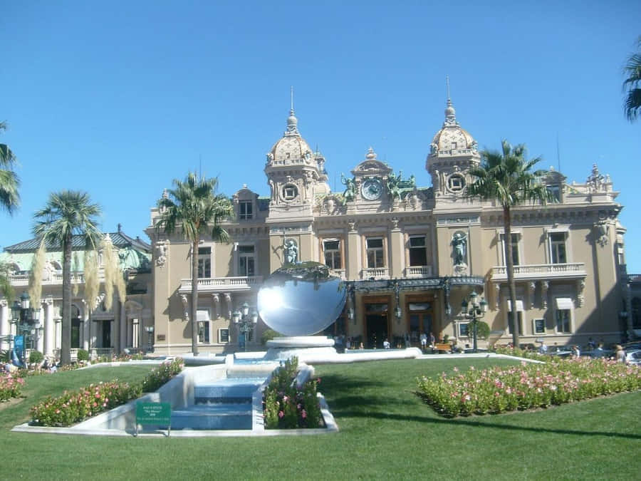 Clear Sky Above Casino De Monte Carlo Wallpaper