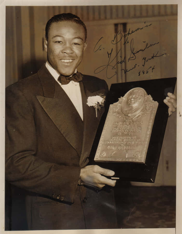 Commemorative Plaque Of Boxing Legend Kid Gavilan Wallpaper