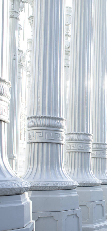 Cool Iphone White Pillars Wallpaper