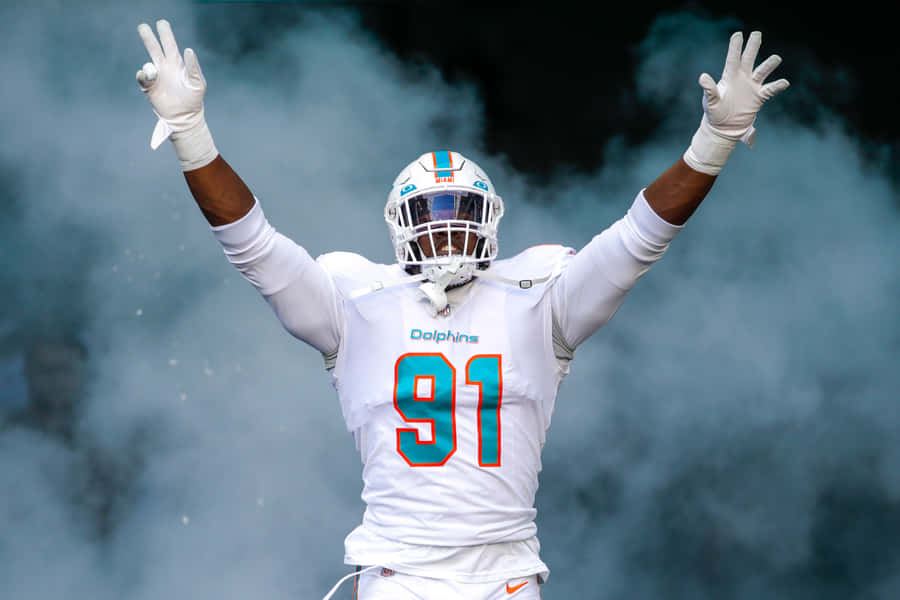 Cool Miami Dolphins Emmanuel Ogbah Wallpaper