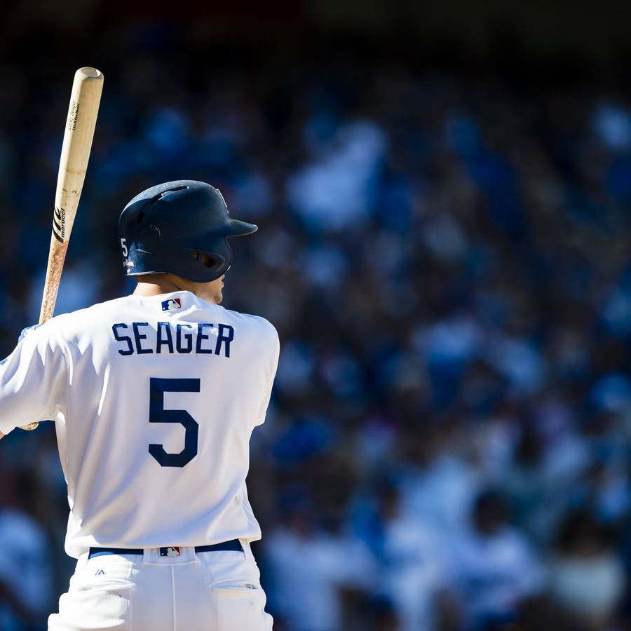Corey Seager In Front Of Blue Audience Wallpaper
