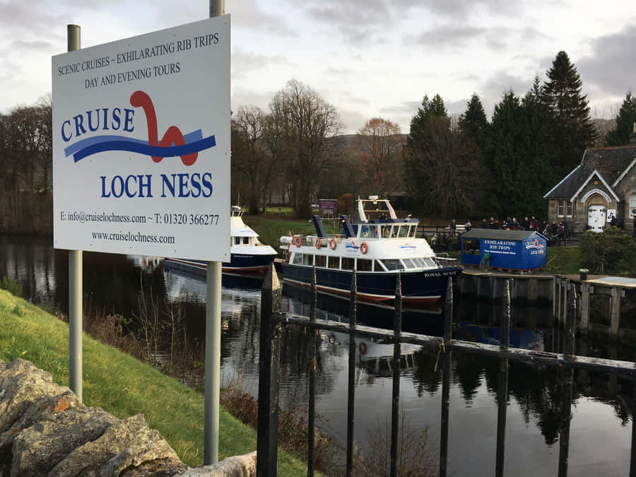 Cruise Loch Ness Scotland Wallpaper