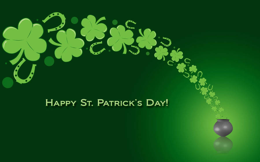 Curving Clovers St Patrick's Day Wallpaper