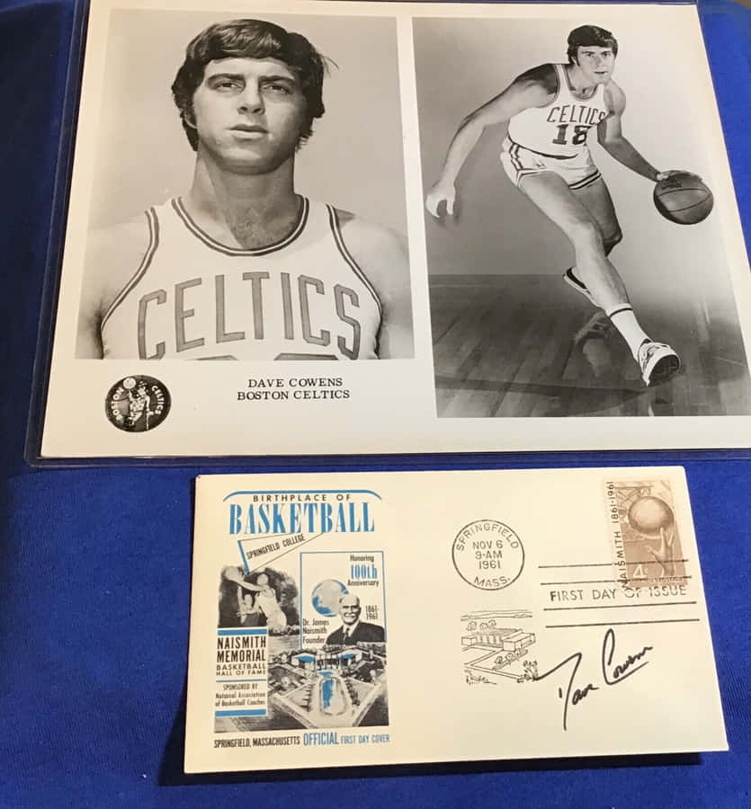 Dave Cowens Playing For Boston Celtics Wallpaper
