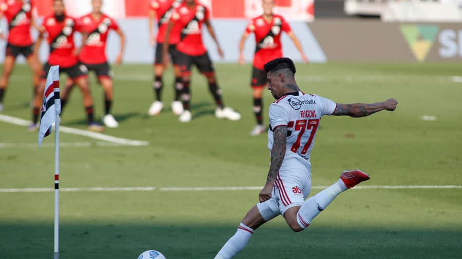 Defender Emiliano Rigoni Signing Emiliano Wallpaper