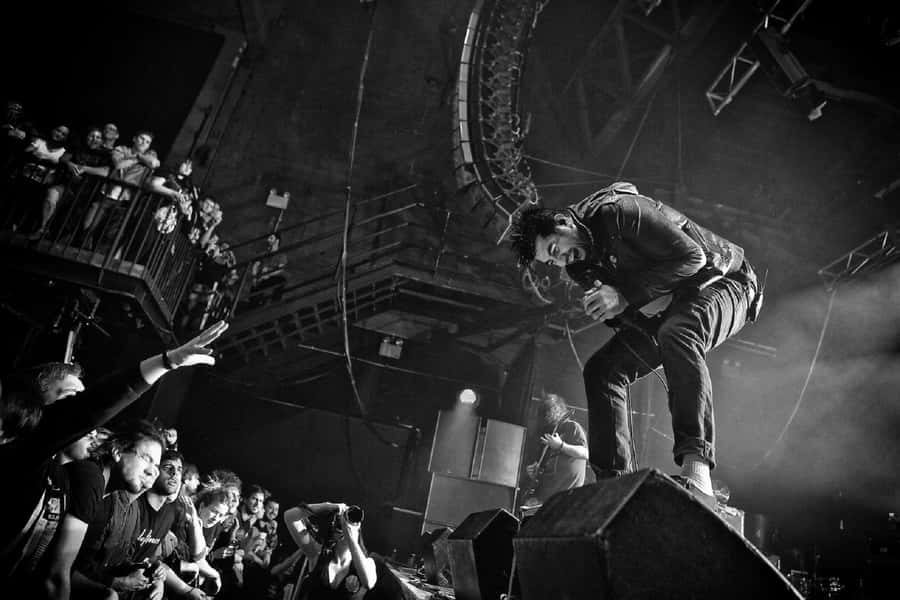 Deftones Vocalist Hd Wallpaper