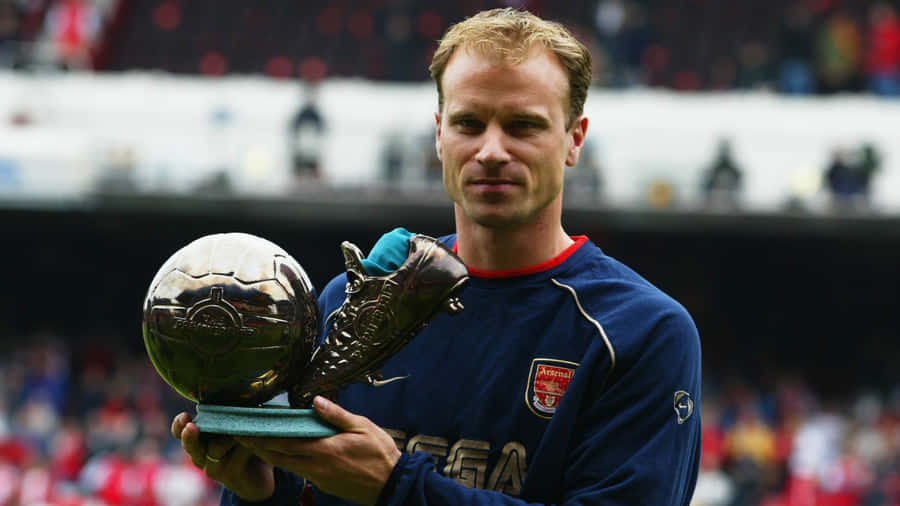 Dennis Bergkamp Goal Of The Season Award Wallpaper
