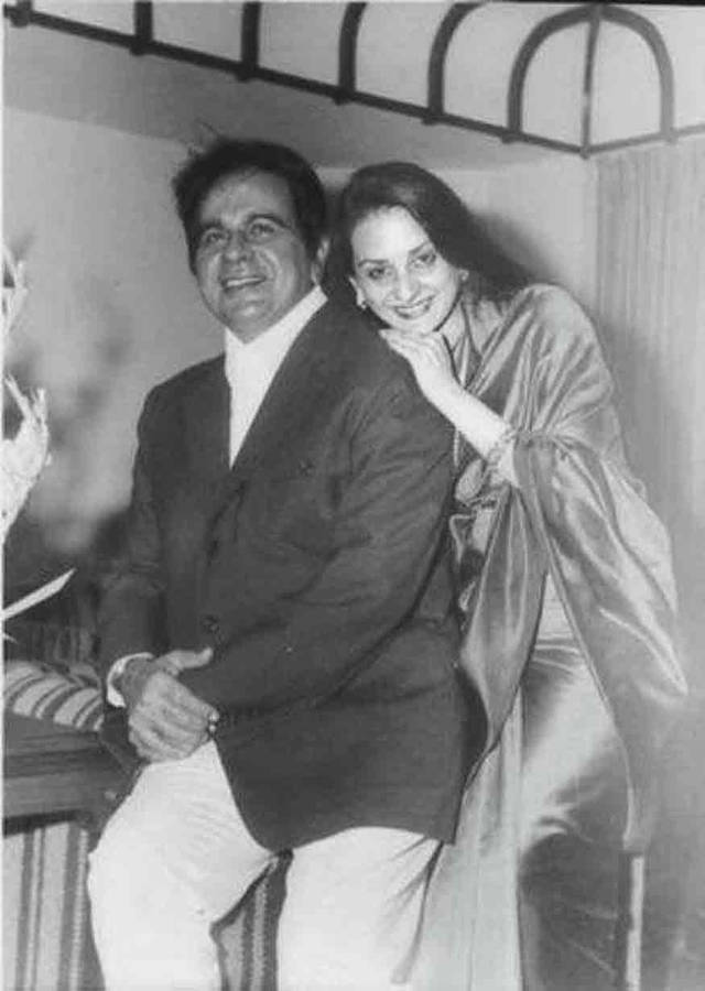 Dilip Kumar With Wife Saira Banu Wallpaper