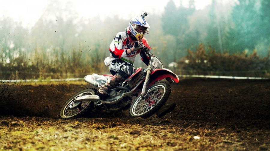 Dirt Bike Crazy Stunt Wallpaper