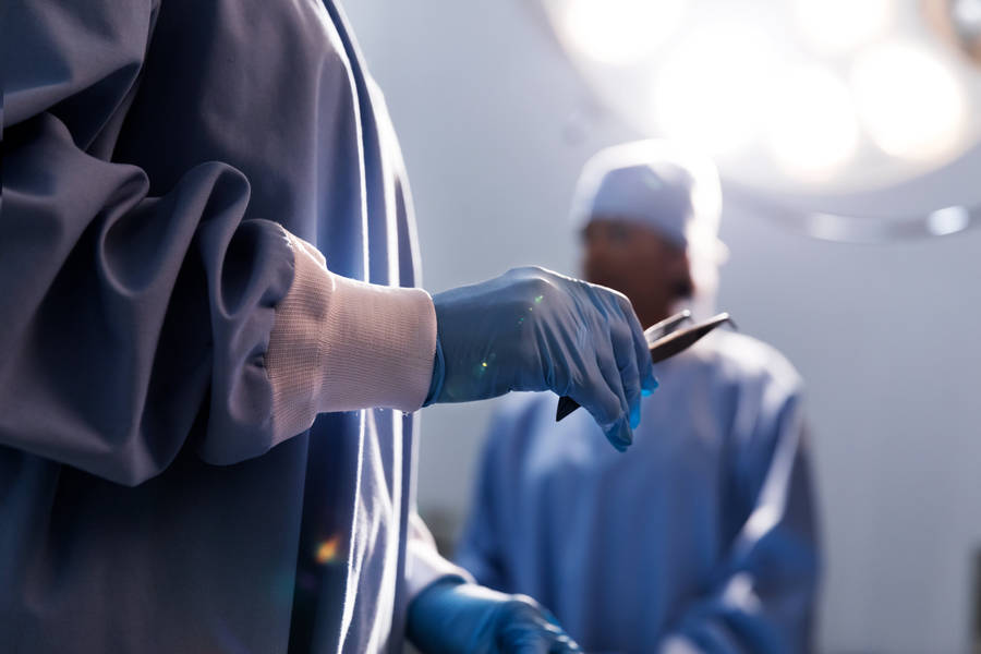 Doctors Preparing For Operation Wallpaper