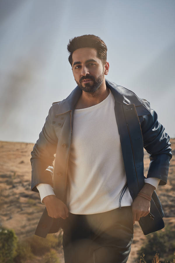 Dreamy Actor Ayushmann Khurrana Wallpaper