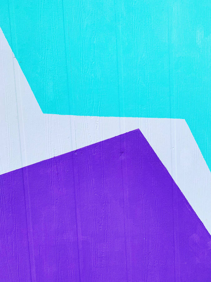 Dreamy Light Blue Sky With Soft Clouds Wallpaper