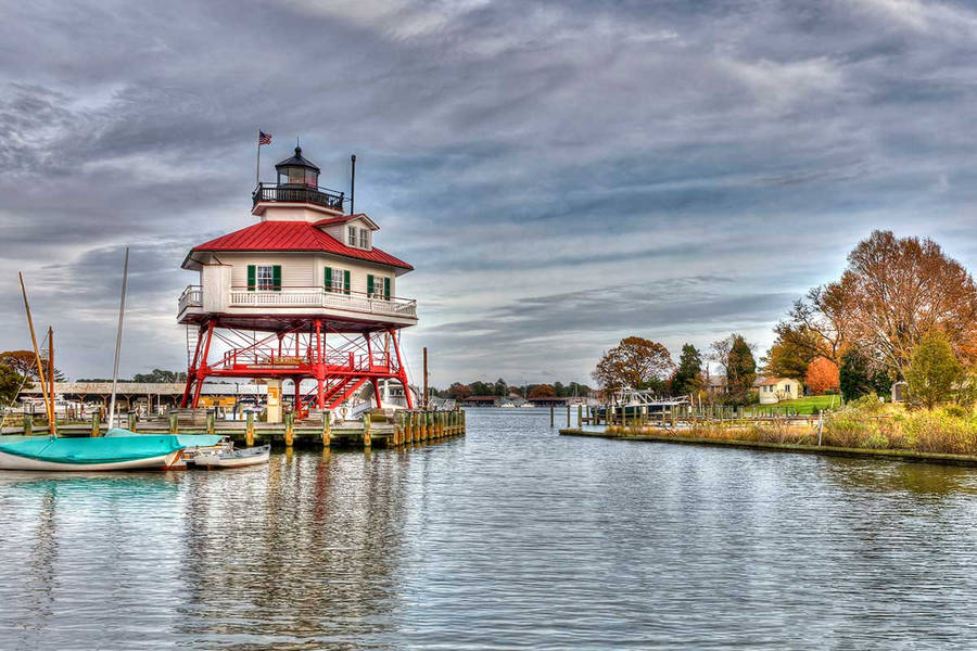 Drum Point Lighthouse's Side View In Chesapeake Bay Wallpaper