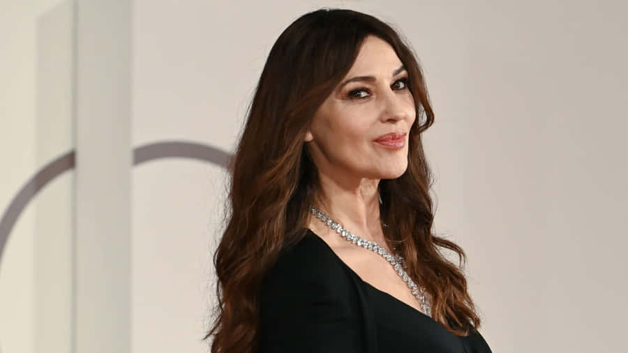 Elegant Celebrity Event Appearance4 K Wallpaper