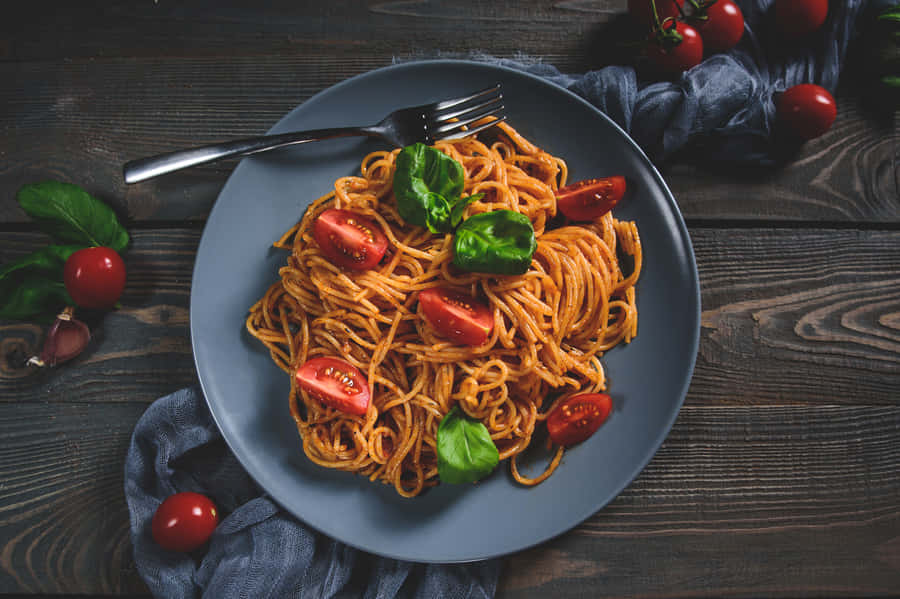 Elegant Depiction Of Spaghetti Wallpaper