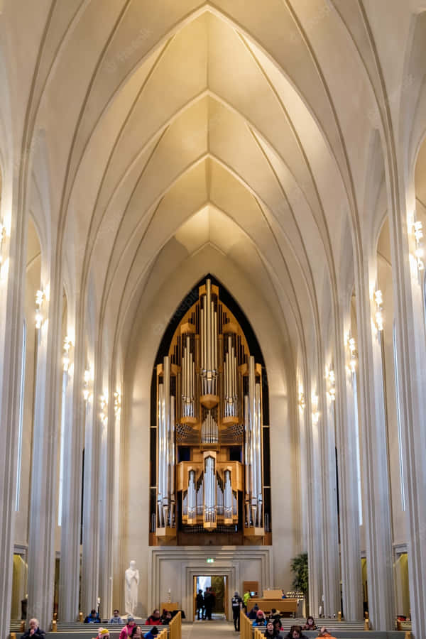 Elegant Hallgrimskirkja Church Wallpaper