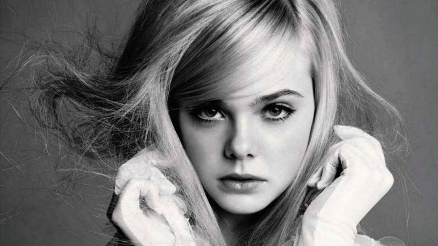 Elle Fanning Staring Fearlessly Wallpaper