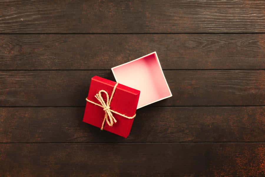 Empty Gift Box Wallpaper